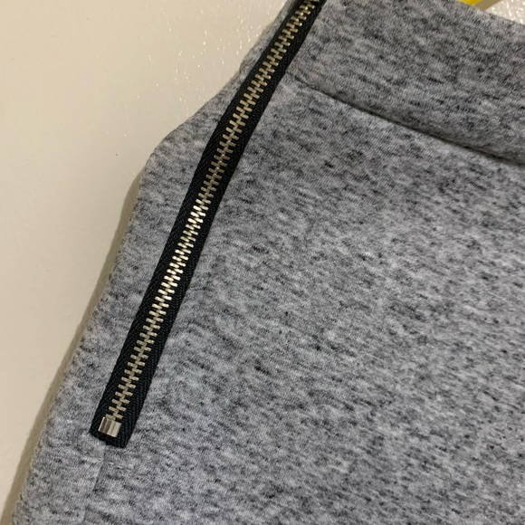 Forever 21 skirt - Picture 2 of 4